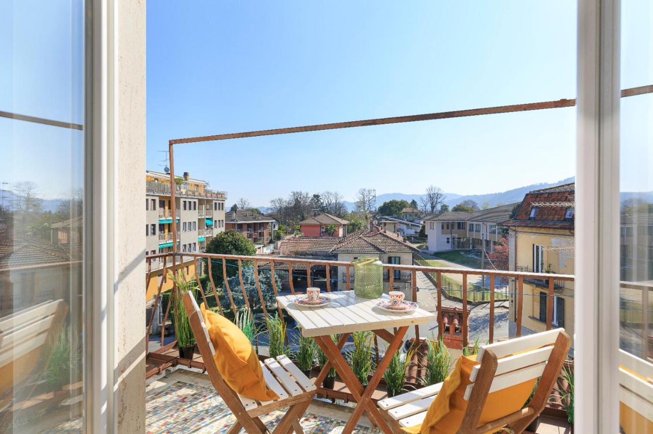 Apartamento Iris Daire Lesa Dış mekan fotoğraf